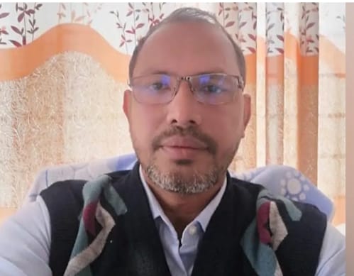 মোহনগঞ্জের খাদ্য কর্মকর্তাকে শোকজ, ফেসবুক পোস্ট ঘিরে তোলপাড়